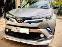 Toyota CHR 2017 SUV