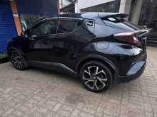 https://riyasewana.com/uploads/toyota-chr-2017-2217481112573.jpg