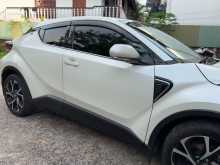 https://riyasewana.com/uploads/toyota-chr-2017-3118040812532.jpg