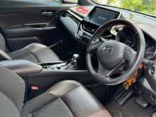 https://riyasewana.com/uploads/toyota-chr-2017-314412012492.jpg