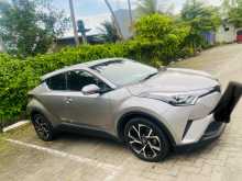 https://riyasewana.com/uploads/toyota-chr-2017-512112412872.jpg
