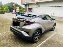 https://riyasewana.com/uploads/toyota-chr-2017-512112412934.jpg