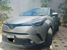 https://riyasewana.com/uploads/toyota-chr-2017-513382212072.jpg
