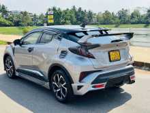 https://riyasewana.com/uploads/toyota-chr-2017-710310112644.jpg