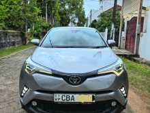 https://riyasewana.com/uploads/toyota-chr-2017-716452312552.jpg