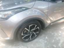 https://riyasewana.com/uploads/toyota-chr-2017-918415412292.jpg