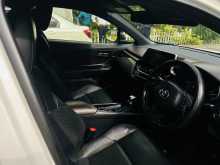 https://riyasewana.com/uploads/toyota-chr-2017-99234212153.jpg