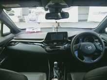 https://riyasewana.com/uploads/toyota-chr-2018-1010555712313.jpg