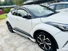 https://riyasewana.com/uploads/toyota-chr-2018-1215321412483.jpg