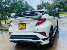 https://riyasewana.com/uploads/toyota-chr-2018-122314112713.jpg