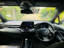 https://riyasewana.com/uploads/toyota-chr-2018-1312193212284.jpg