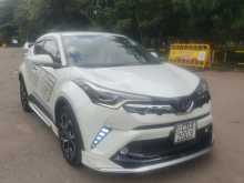 Toyota CHR 2018 SUV