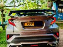 https://riyasewana.com/uploads/toyota-chr-2018-1614380212473.jpg