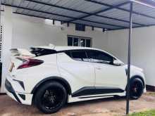 https://riyasewana.com/uploads/toyota-chr-2018-2011171612224.jpg