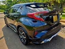 https://riyasewana.com/uploads/toyota-chr-2018-2018-257564012142.jpg