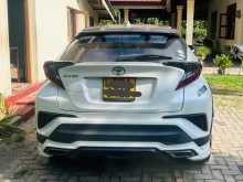 Toyota CHR 2018 SUV