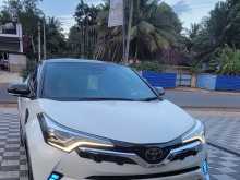 Toyota CHR 2018 SUV