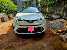 https://riyasewana.com/uploads/toyota-chr-2018-37195012931.jpg