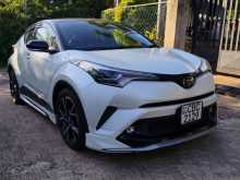 Toyota CHR 2018 SUV