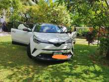 Toyota CHR 2019 SUV