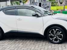 https://riyasewana.com/uploads/toyota-chr-2019-2411300312132.jpg