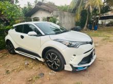 Toyota CHR NGX 50 2019 SUV