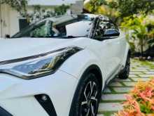 Toyota CHR 2020 SUV