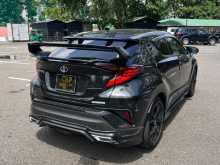 Toyota CHR 2023 SUV