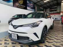 https://riyasewana.com/uploads/toyota-chr-2144357601.jpg