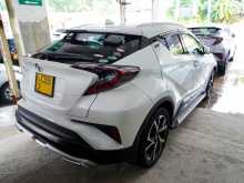 Toyota CHR 2017 SUV