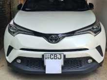 Toyota CHR NGX10 2018 SUV