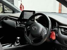 https://riyasewana.com/uploads/toyota-chr-2611132524782.jpg