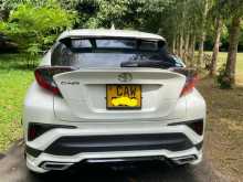 https://riyasewana.com/uploads/toyota-chr-262132084153.jpg