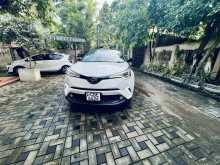 Toyota CHR 2017 SUV
