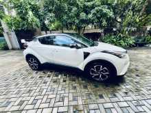 https://riyasewana.com/uploads/toyota-chr-288181022342.jpg