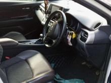 https://riyasewana.com/uploads/toyota-chr-291334216865.jpg
