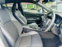 https://riyasewana.com/uploads/toyota-chr-2938176044.jpg