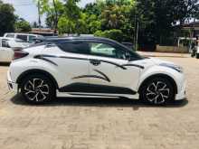 Toyota CHR 2017 SUV