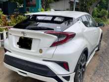https://riyasewana.com/uploads/toyota-chr-31717204093.jpg