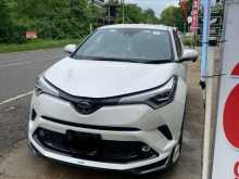 https://riyasewana.com/uploads/toyota-chr-31717204242.jpg