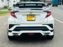 https://riyasewana.com/uploads/toyota-chr-4617354473.jpg