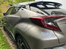 https://riyasewana.com/uploads/toyota-chr-5212926792.jpg