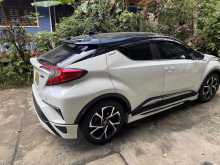 Toyota CHR ZYX10 2017 SUV