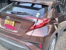 https://riyasewana.com/uploads/toyota-chr-7142310563.jpg