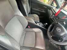 https://riyasewana.com/uploads/toyota-chr-71539204813.jpg