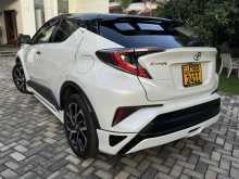 https://riyasewana.com/uploads/toyota-chr-79223522353.jpg
