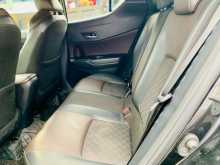 https://riyasewana.com/uploads/toyota-chr-81104371005.jpg