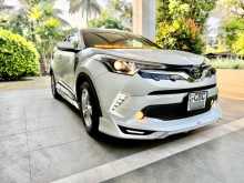 Toyota CHR 2017 SUV
