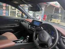 https://riyasewana.com/uploads/toyota-chr-bruno-178200324431.jpg