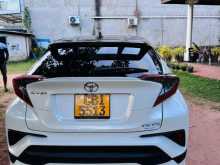 https://riyasewana.com/uploads/toyota-chr-bruno-211324164362.jpg